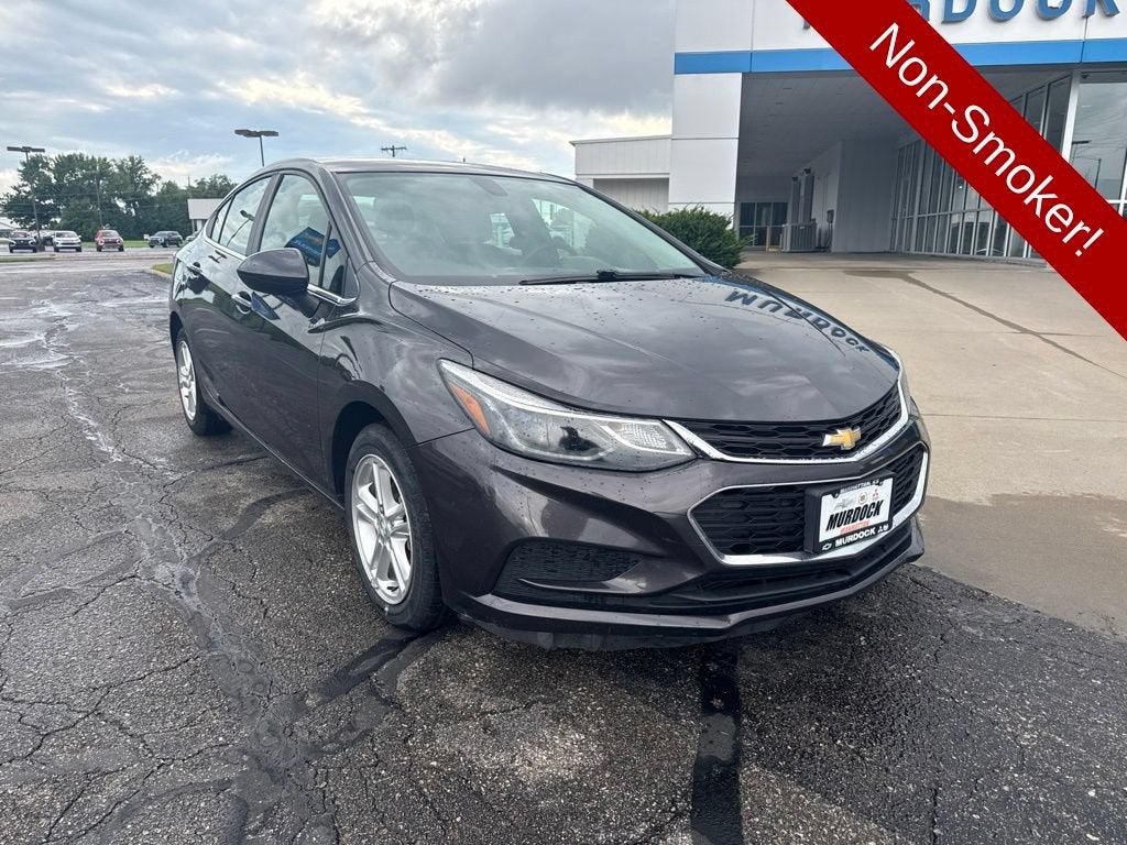 2017 Chevrolet Cruze — side profile view
