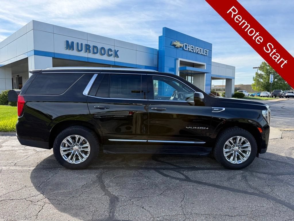 2024 GMC Yukon SLT in Onyx Black — front three-quarter view
